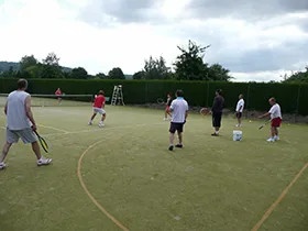Tennis Osmoy