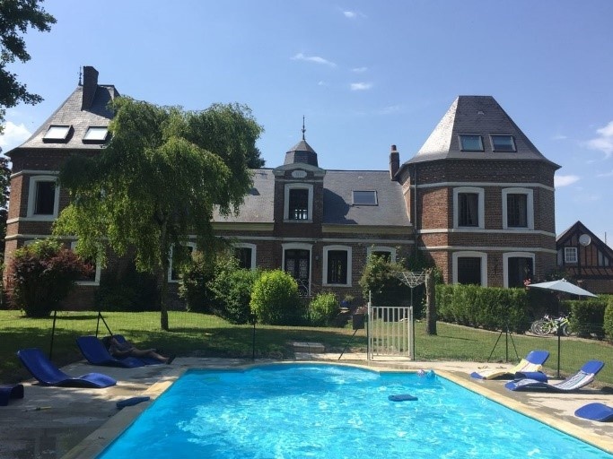 Château à Grandcourt